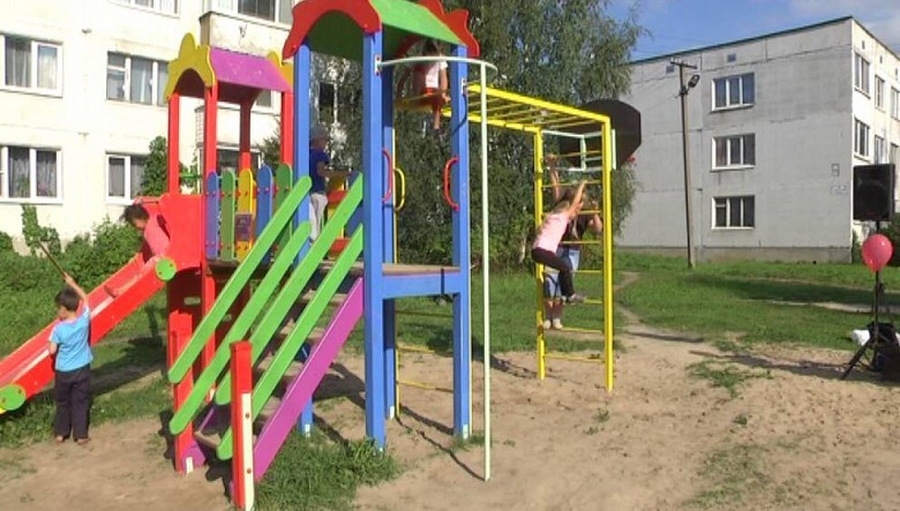На содержание детских площадок в 2019 году предусмотрено порядка 3 млн рублей