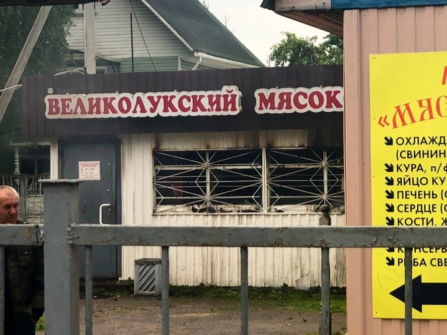 В Никольском сгорел мини-магазин